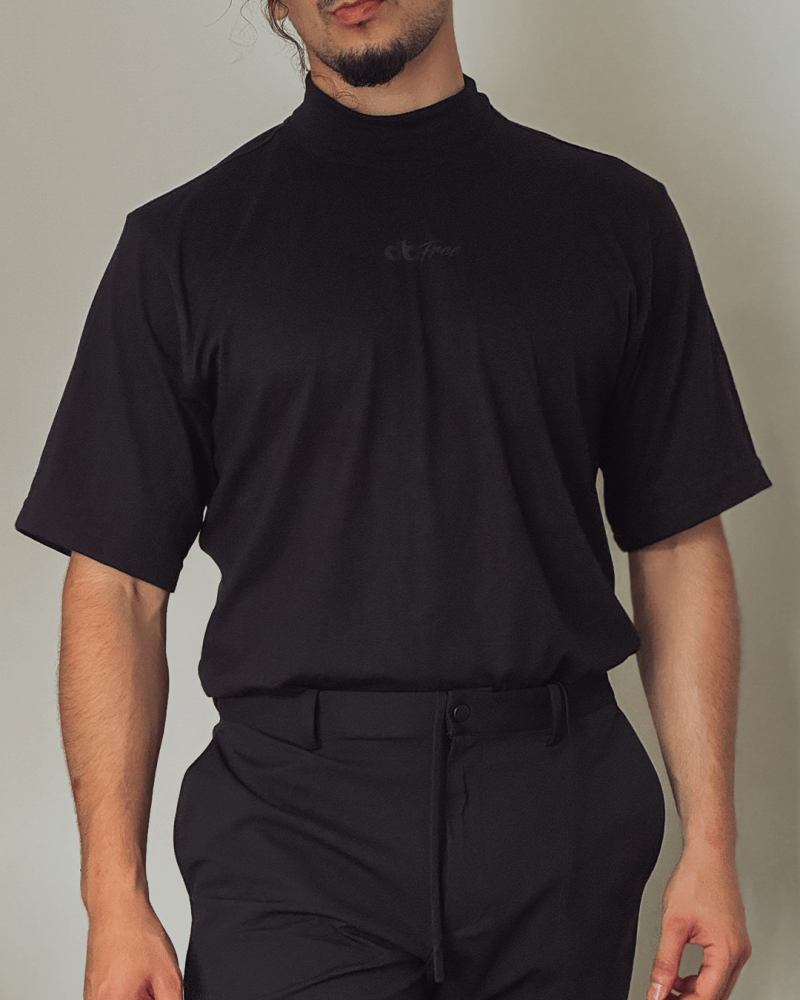 Polera Oversize Negra Algodón Formal Cuello Alto