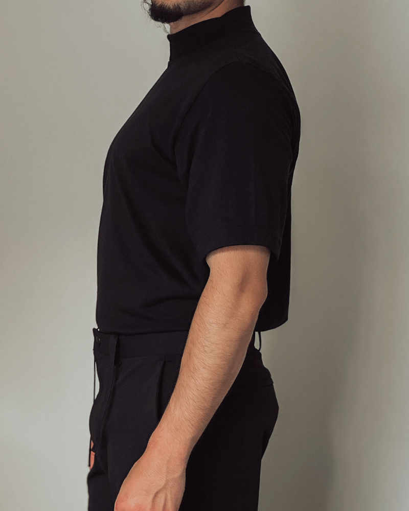 Polera Oversize Negra Algodón Formal Cuello Alto