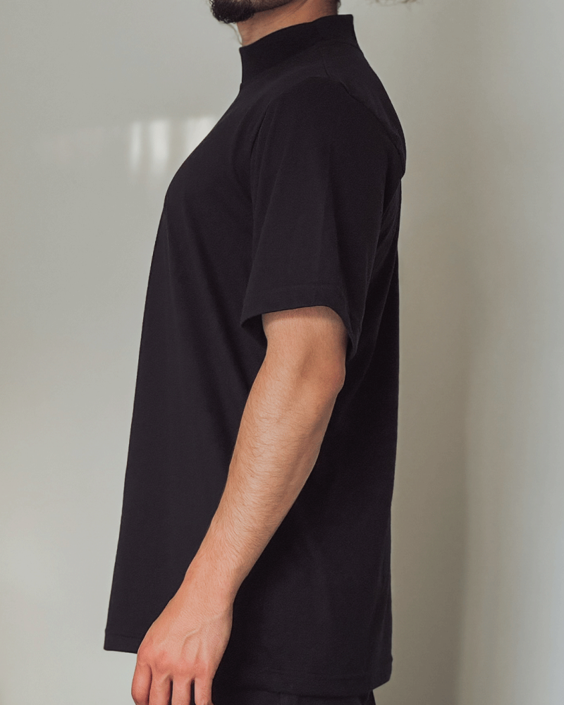 Polera Oversize Negra Algodón Formal Cuello Alto