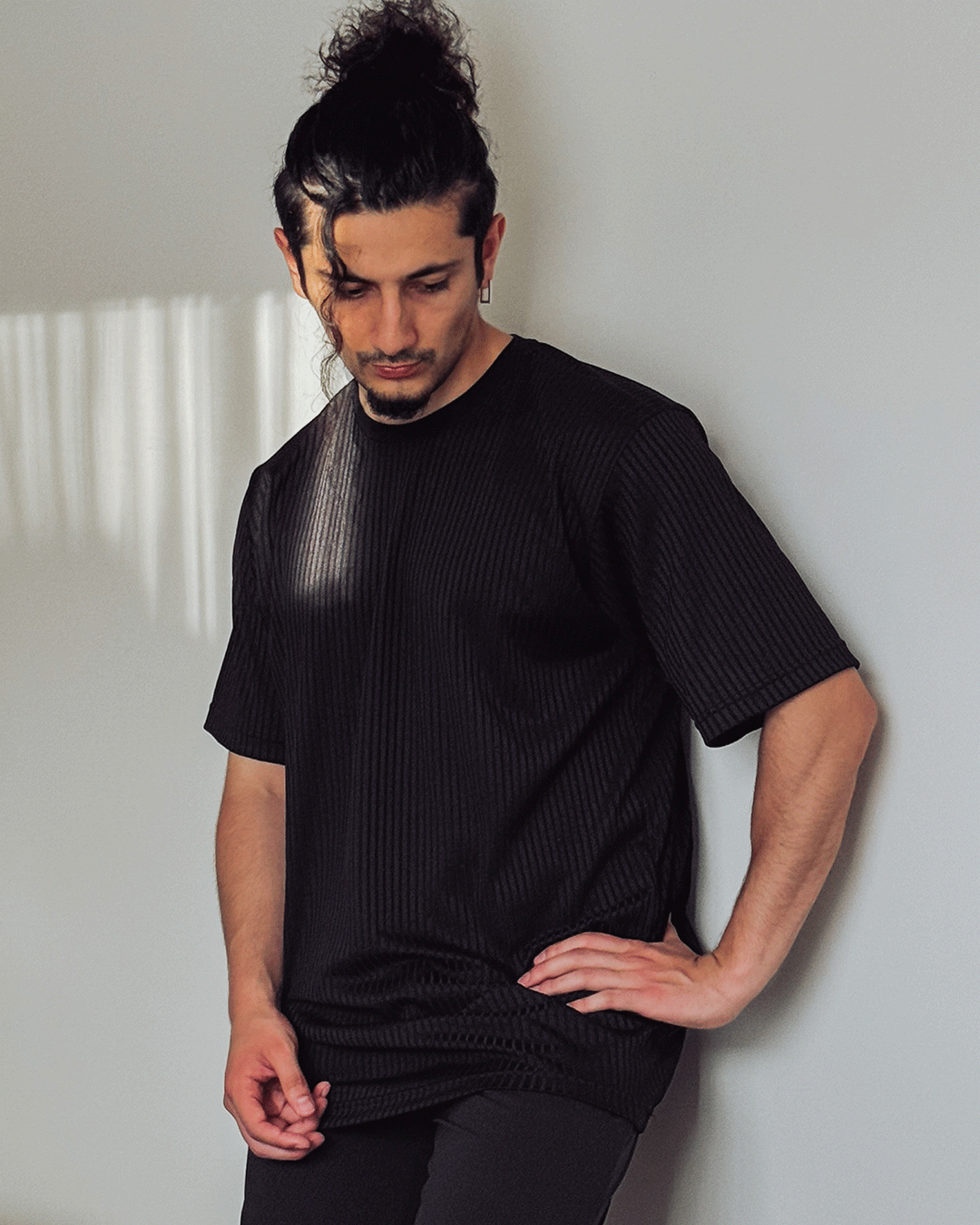 Polera Oversize Negra Formal Cuello Redondo